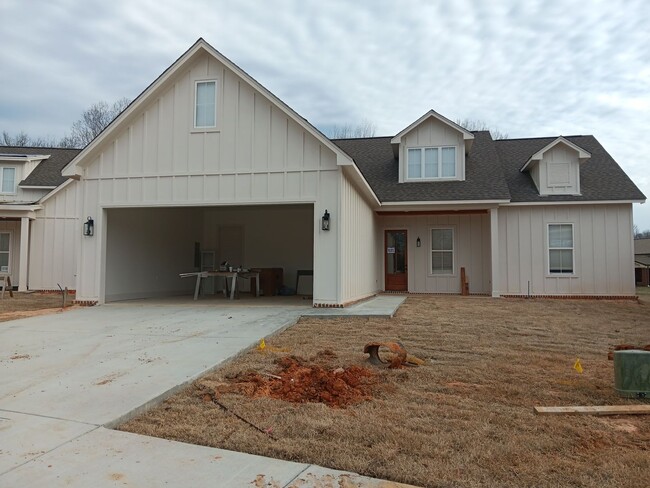 New Construction 3 Bed/2 Bath Meadows of S... - New Construction 3 Bed/2 Bath Meadows of S... House