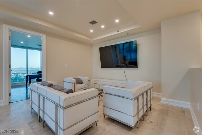 Building Photo - 2700 S Las Vegas Blvd Unit 4305 Rental