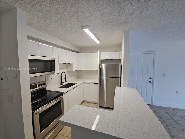 Photo - 7080 NW 179th St Unit 103
