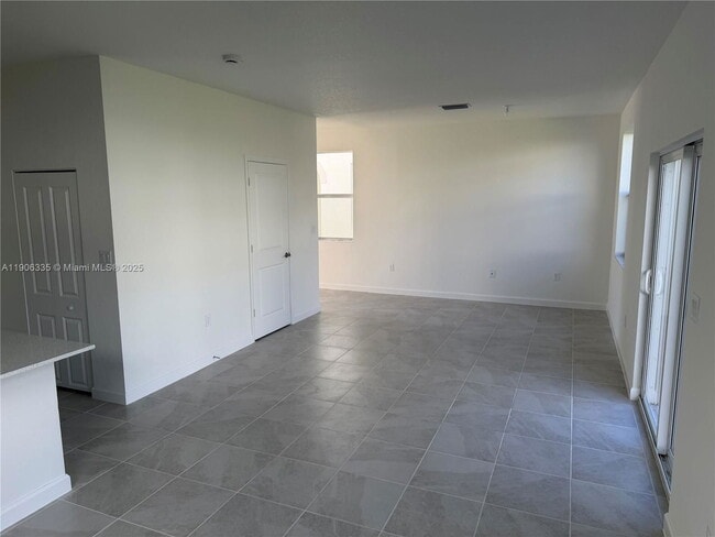 Photo - 2426 SE 26th Ln