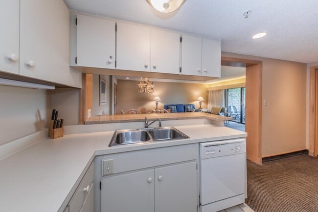 Photo - 36750 US Hwy 19 N