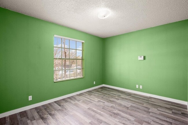 Photo - 185 Segovia Way