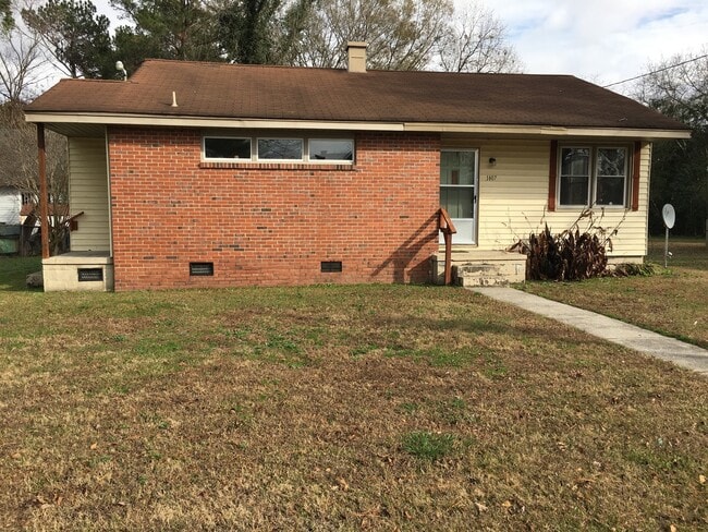 Building Photo - 1407 Hyman Ave Rental