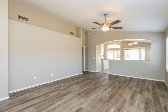 Photo - 8930 E Fountain St