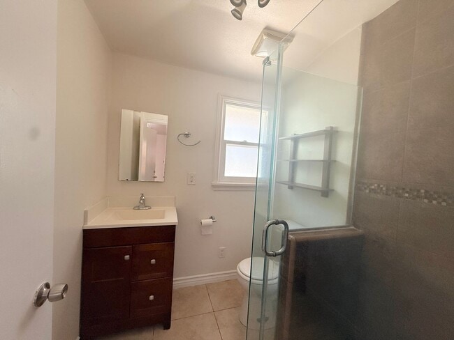 Photo - 207-209 S. Mission Dr Unit 209A