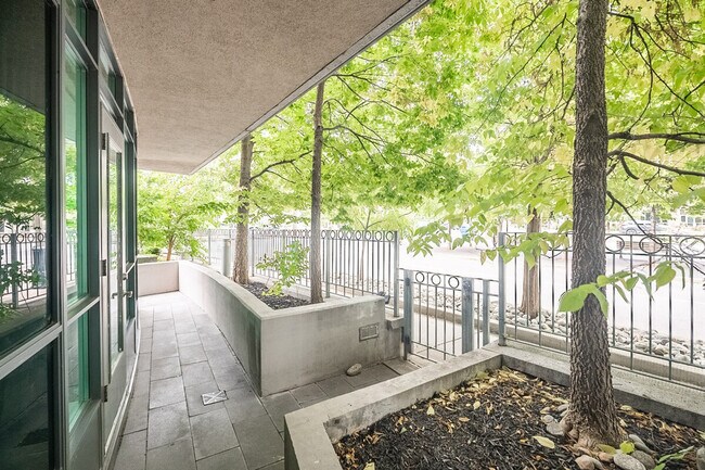 209 Fort York Blvd Unité SI ID1381863P
