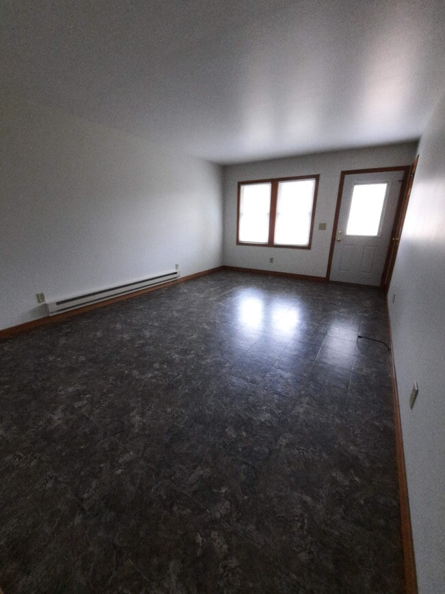 Photo - 3237 Runway Ave