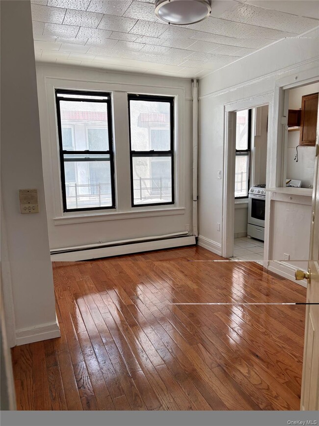 34-37 33rd St Unit 1F