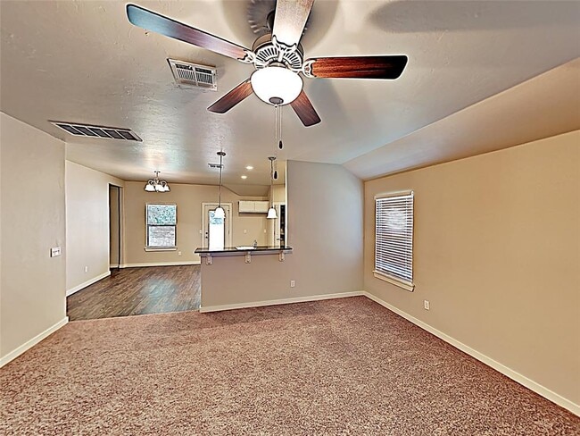 Photo - 1045 Creek Side Dr