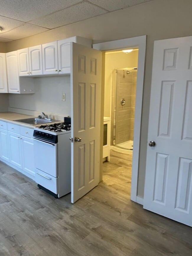 627 Arizona Ave Unit 6