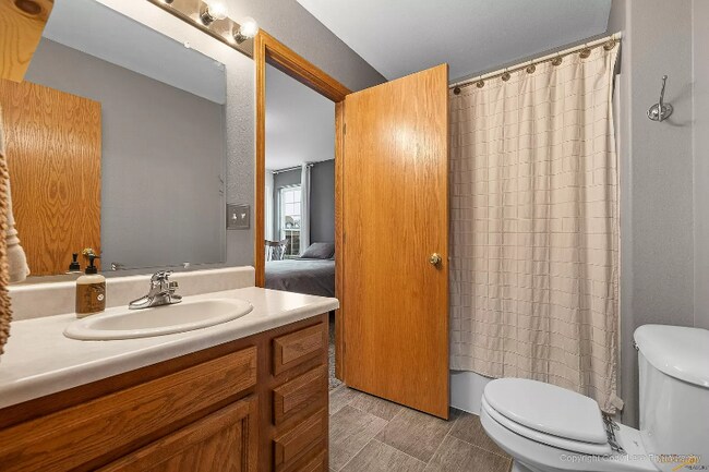 Photo - 4670 Teak Dr