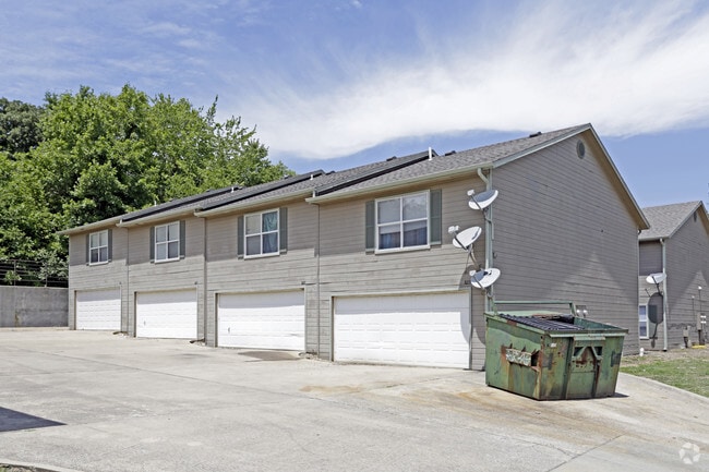 Building Photo - Rosehill Townhomes