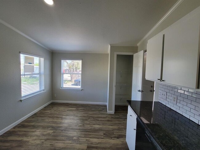 Photo - 8407 Riverstone Dr