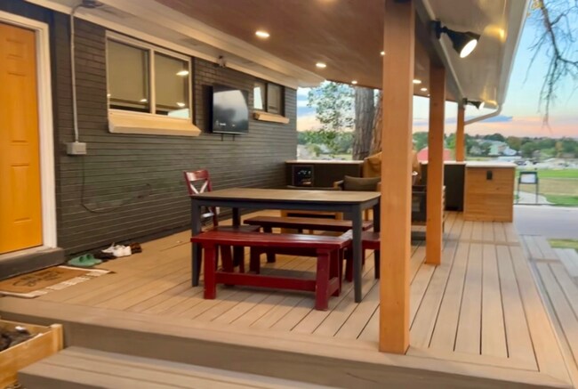 Photo - 6798 Eaton St