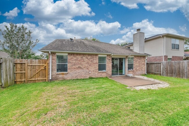 Photo - 6815 Lauderwick Ct
