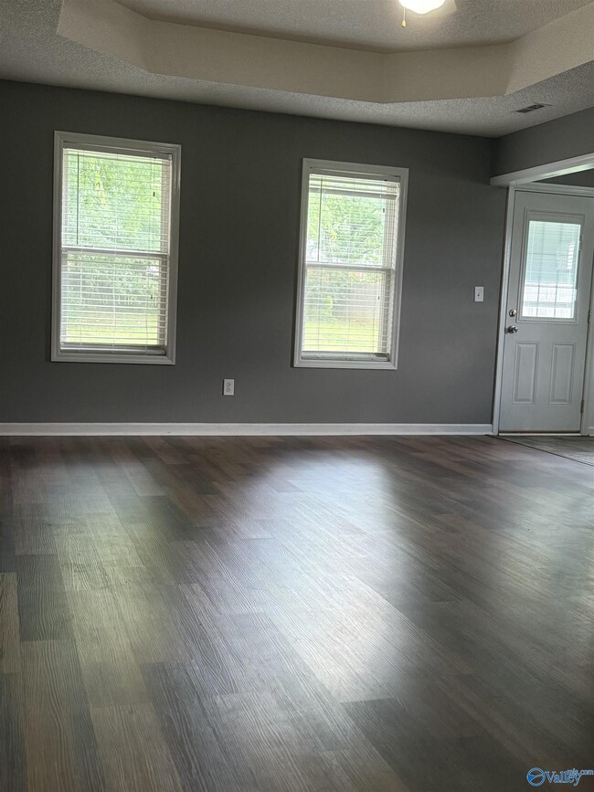Photo - 115 Populus Dr