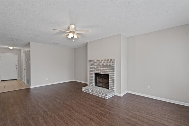 Photo - 13357 Water Oak Ln