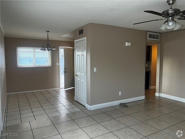 Building Photo - 1128 Greenway Dr Rental
