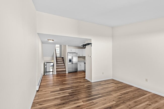 Photo - 50 E Hill Rd Unit 3L