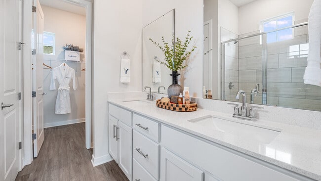 Yardly Laveen Spectrum apartments — community photo