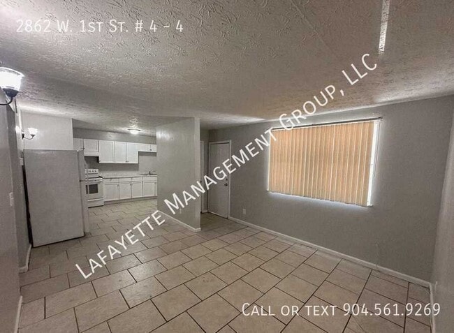Building Photo - 2862 W 1st St Unit 4 Rental
