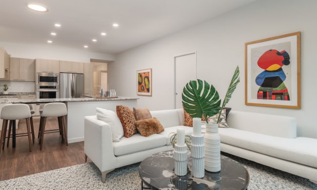 Photo - 3442 N Broadway