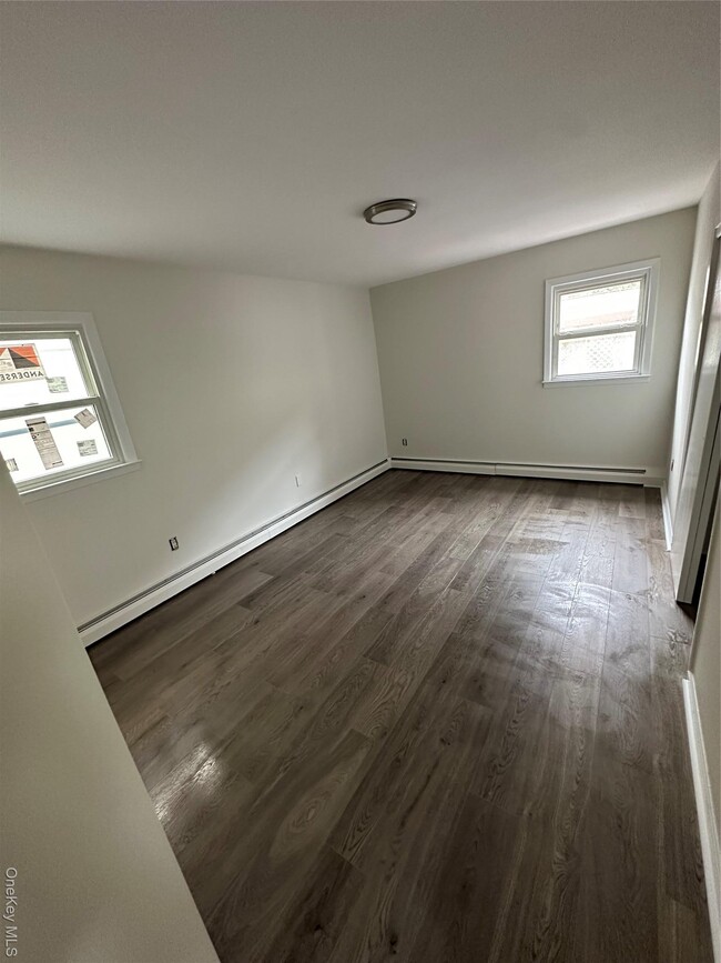 Photo - 450 E Penn St