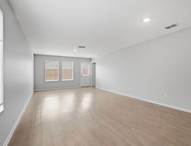Photo - 191 Klutts Rd
