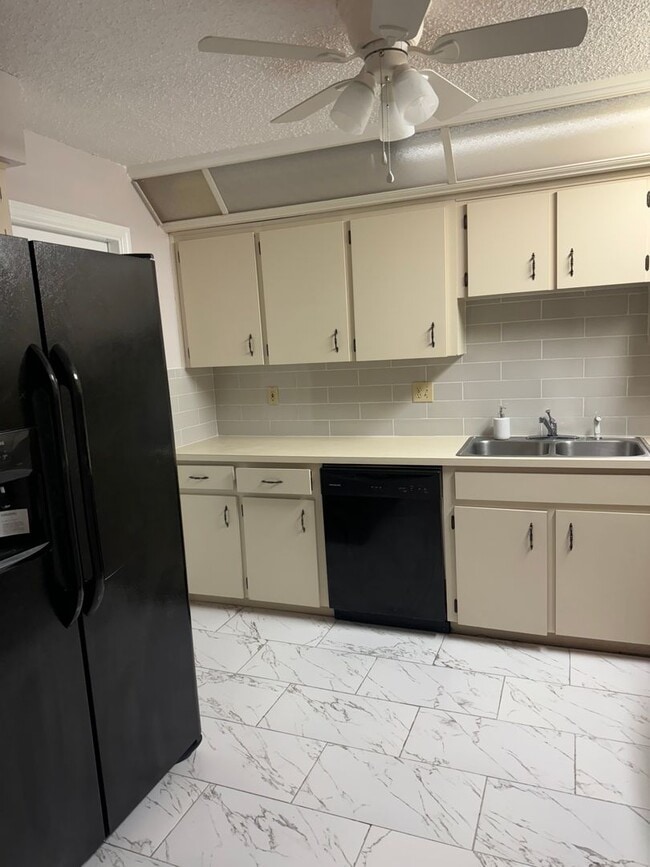 Photo - Two bedroom two bathroom townhome!