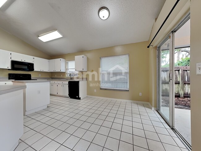 Photo - 2315 Kenwick Dr