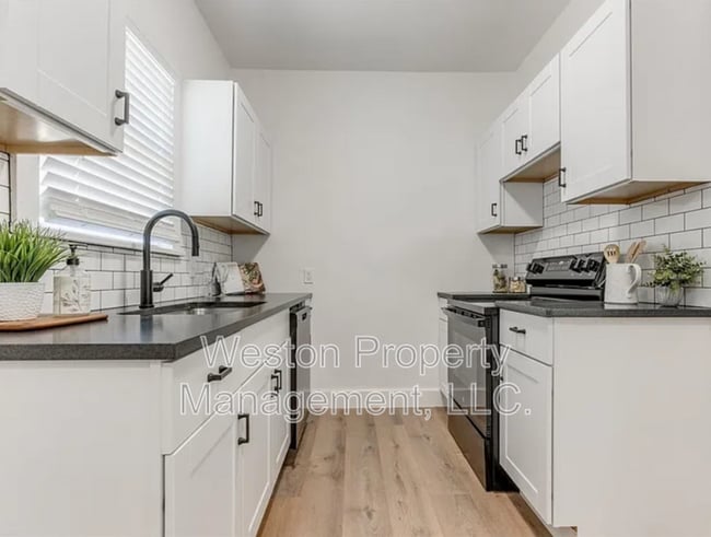 Photo - 1132 NE 17th St