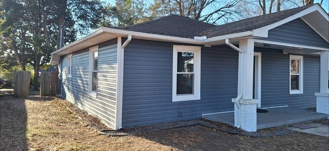 Photo - 3403 South St