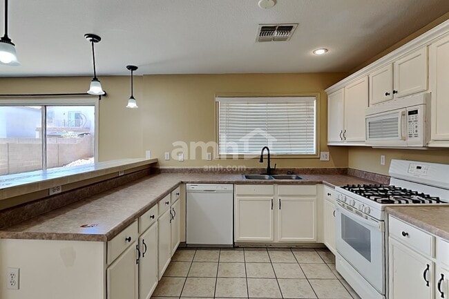 Photo - 360 E Atlas Cedar Pl