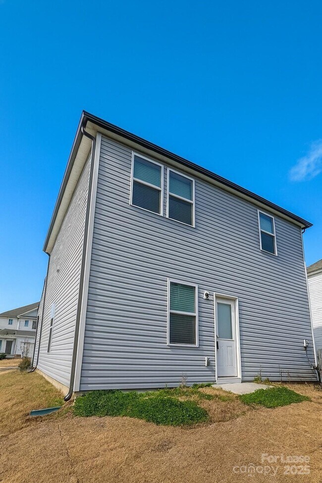 Photo - 11028 Wickenden Wy