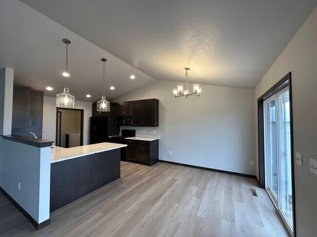 Photo - 2911 Sabal Oak Dr