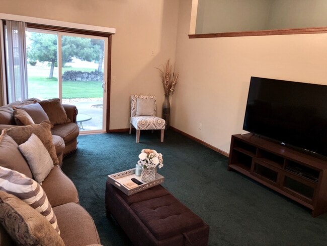 Photo - 422 Old State Rd S Unit 422