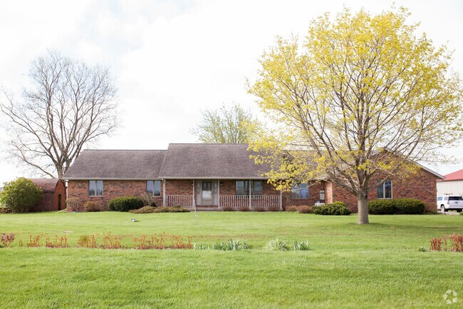 Building Photo - 1066 US-6 Rental