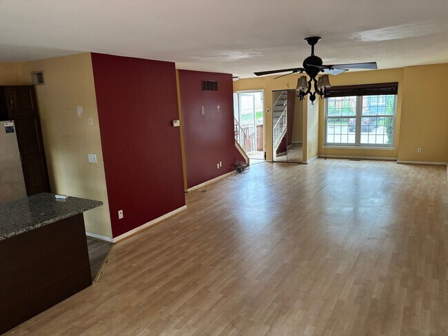 Photo - Abbey Lane Townhome 3 Beds 3 Baths!!