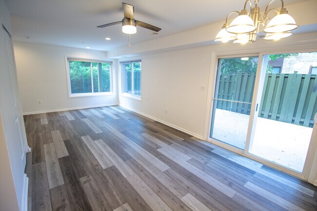 Dining/Living Room - 5752 Thunder Hill Rd Townhome