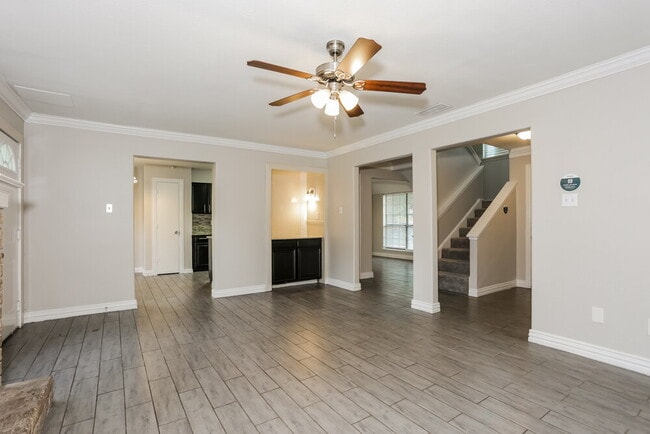 Photo - 216 Mesa Wood Dr