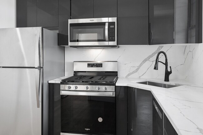 3025 W Irving Park Rd