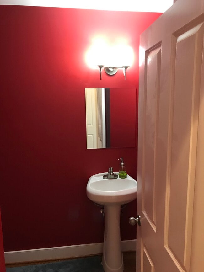 Photo - 429 E Lanvale St