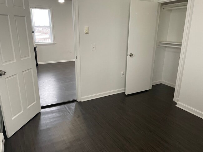 Building Photo - 5 McAvoy St Unit 3 Rental