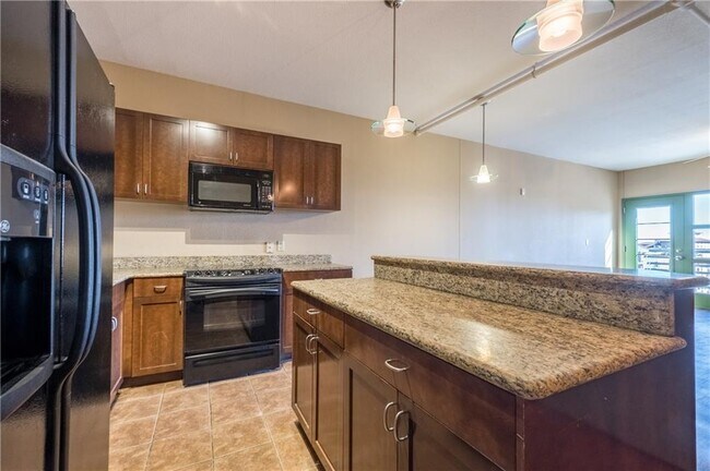 Photo - 711 W 26th St Unit 703