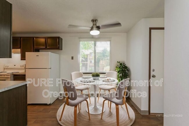Building Photo - 14140 NE Sandy Blvd Unit Q-04