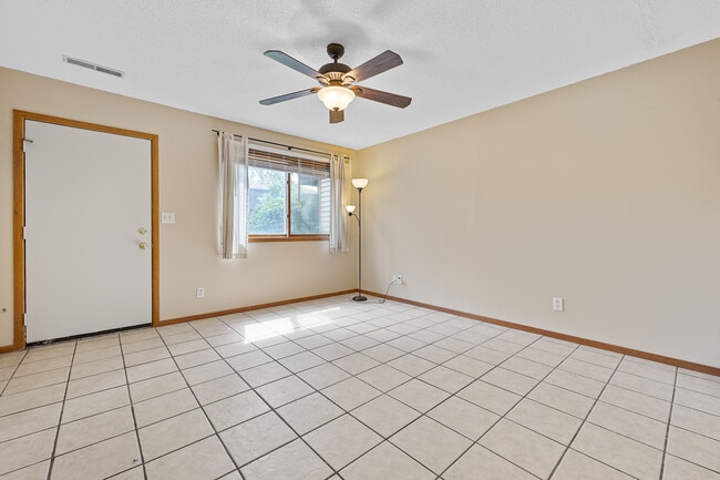 Photo - 416 6th Ave Unit 2