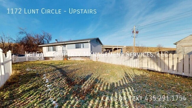 Photo - 1172 Lunt Cir Unit Upstairs