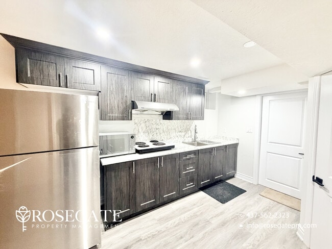 Photo - Spacious 1-Bedroom Basement Apartment with Parking in Waterloo Unit 2