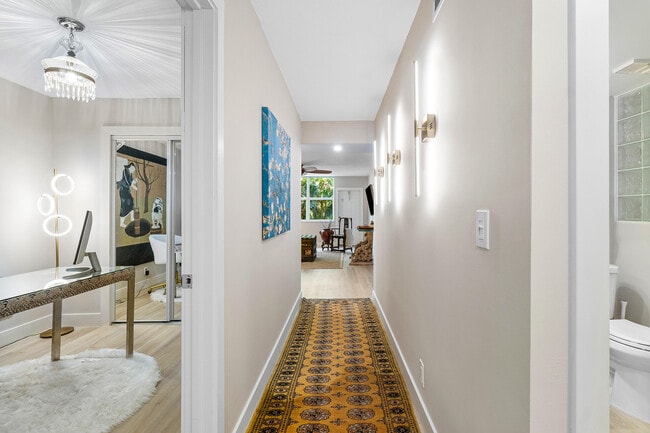 Photo - 2805 SW 22nd Ave Unit 104