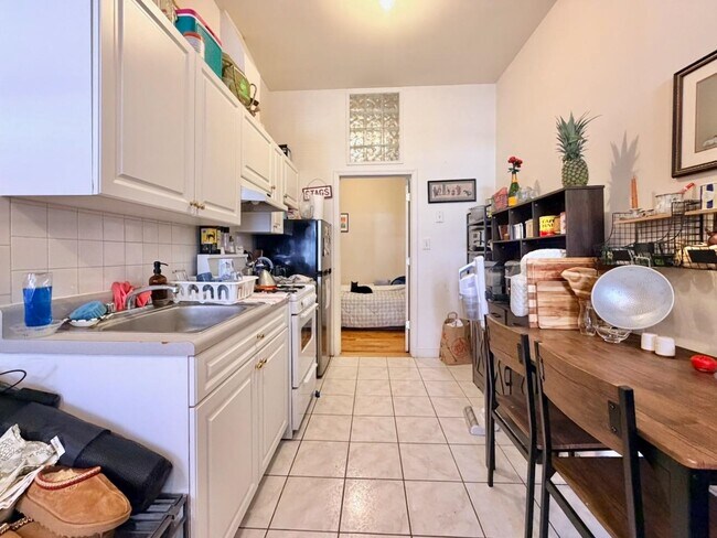 Photo - 1035 Washington St Unit 1F